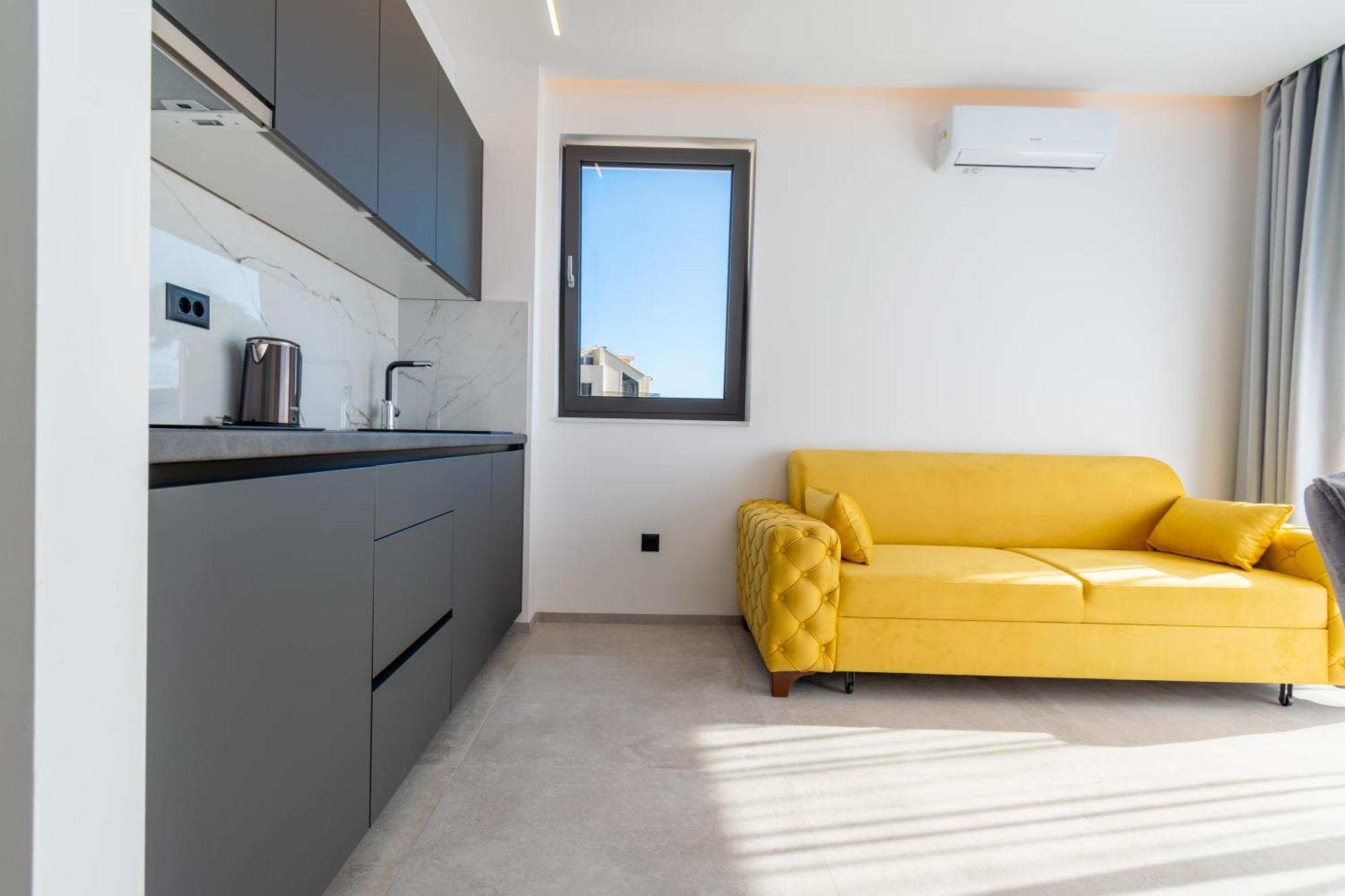 Apartmani Pino Baska Voda Exterior photo